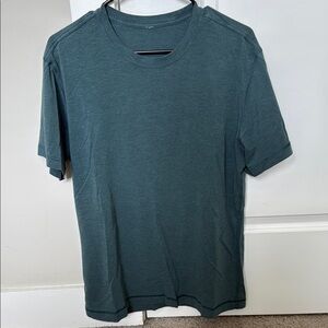 lululemon men’s basic tee size large